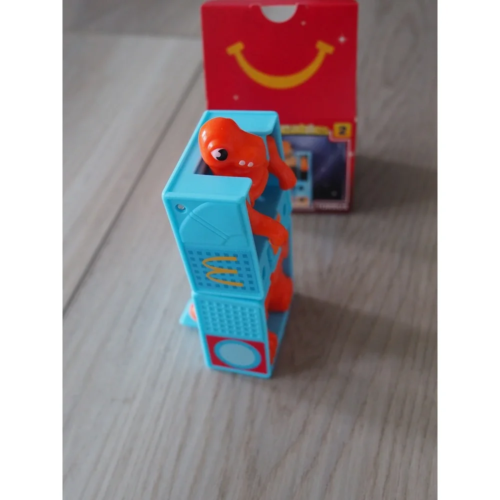 New McDonalds Changeables 2 Torrus Orange Blue Happy Meal Toy Robot Dinosaur